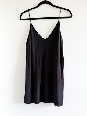 Wilfred Free V-neck Dress (Black)